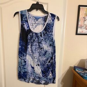 Vera Wang Navy and White Abstract Tank Top